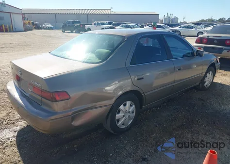 1999 Toyota Camry Le from USA, damaged, VIN JT2BG22K1X0376711